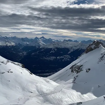 Exclusive Comfy In Crans-montana Apartmán *